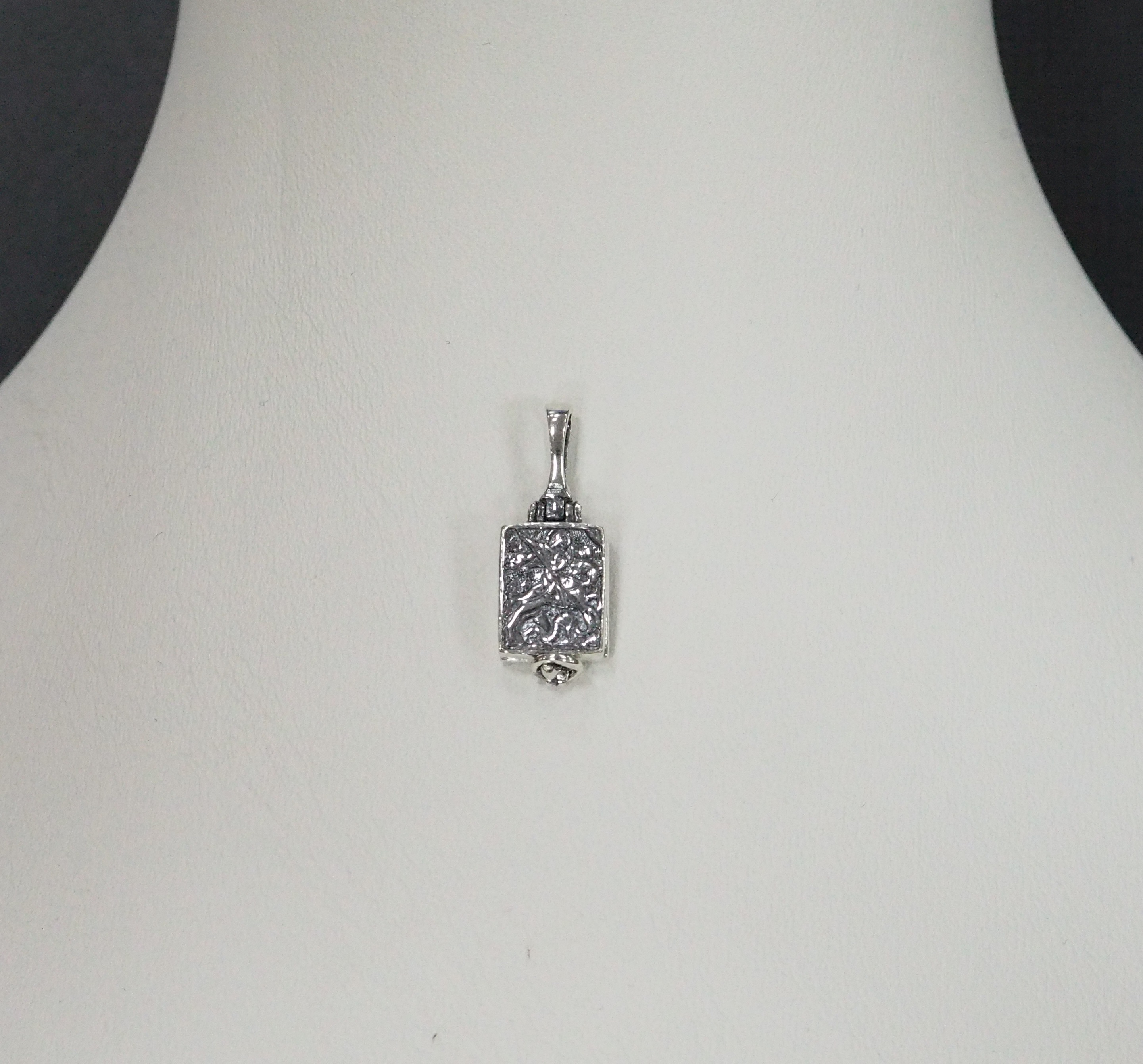 Серебряная подвеска "Скрижаль Георгий Победоносец"